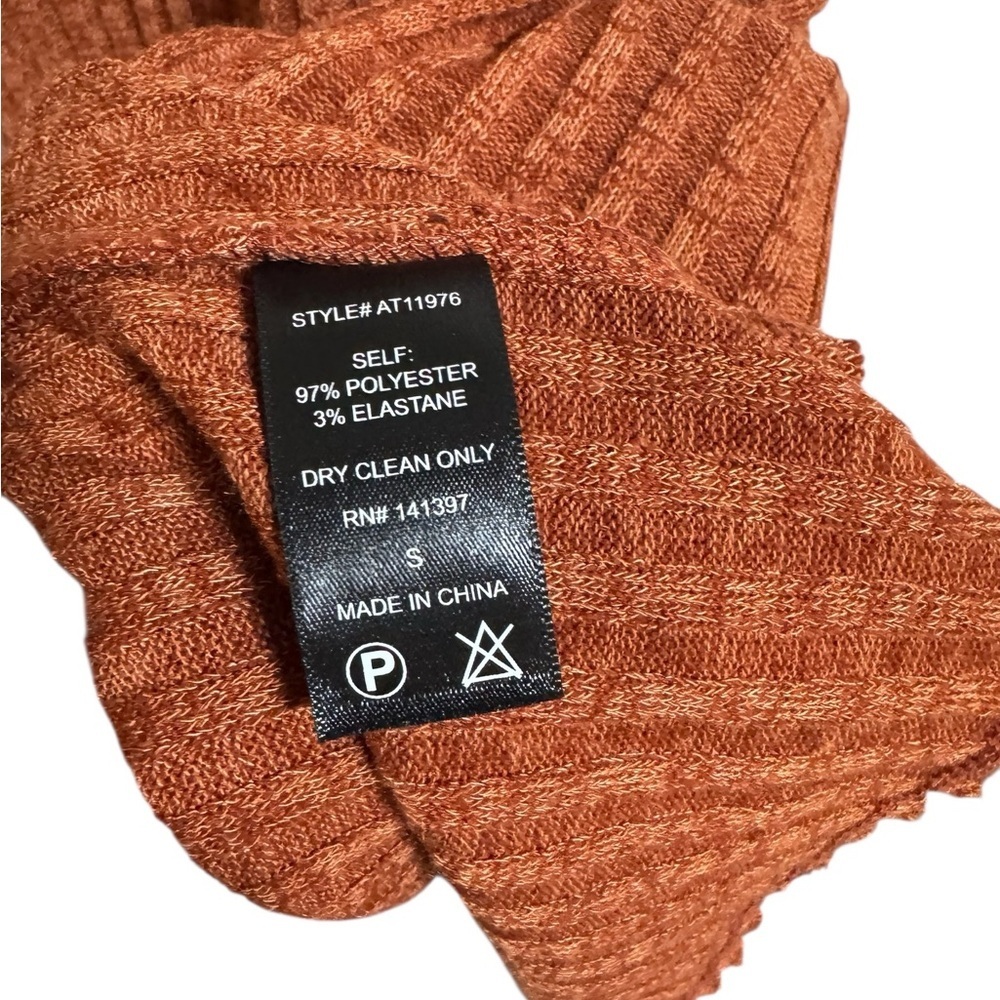 ASTR The Label Rust Ribbed Sleeveless Turtleneck Top Small - Picture 7 of 9